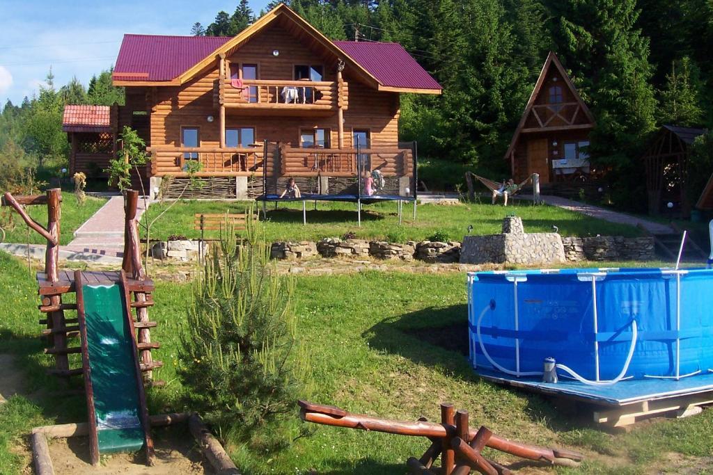Boykivskiy Dvir Hotel Yasenitsa Zamkova Exterior foto