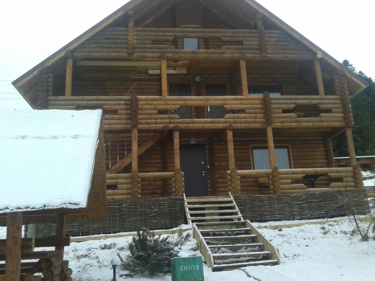Boykivskiy Dvir Hotel Yasenitsa Zamkova Exterior foto